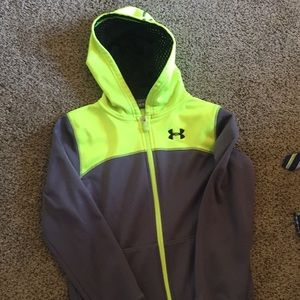 Boys Under Armour Hoodie sz med
